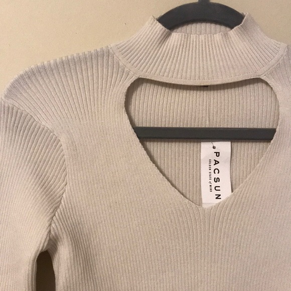 NWT Kendall & Kylie Mockneck Cut Out Sweater - Picture 2 of 5